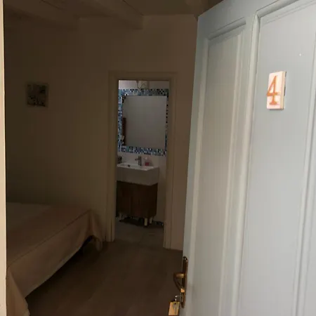 Xenia Bed & Breakfast